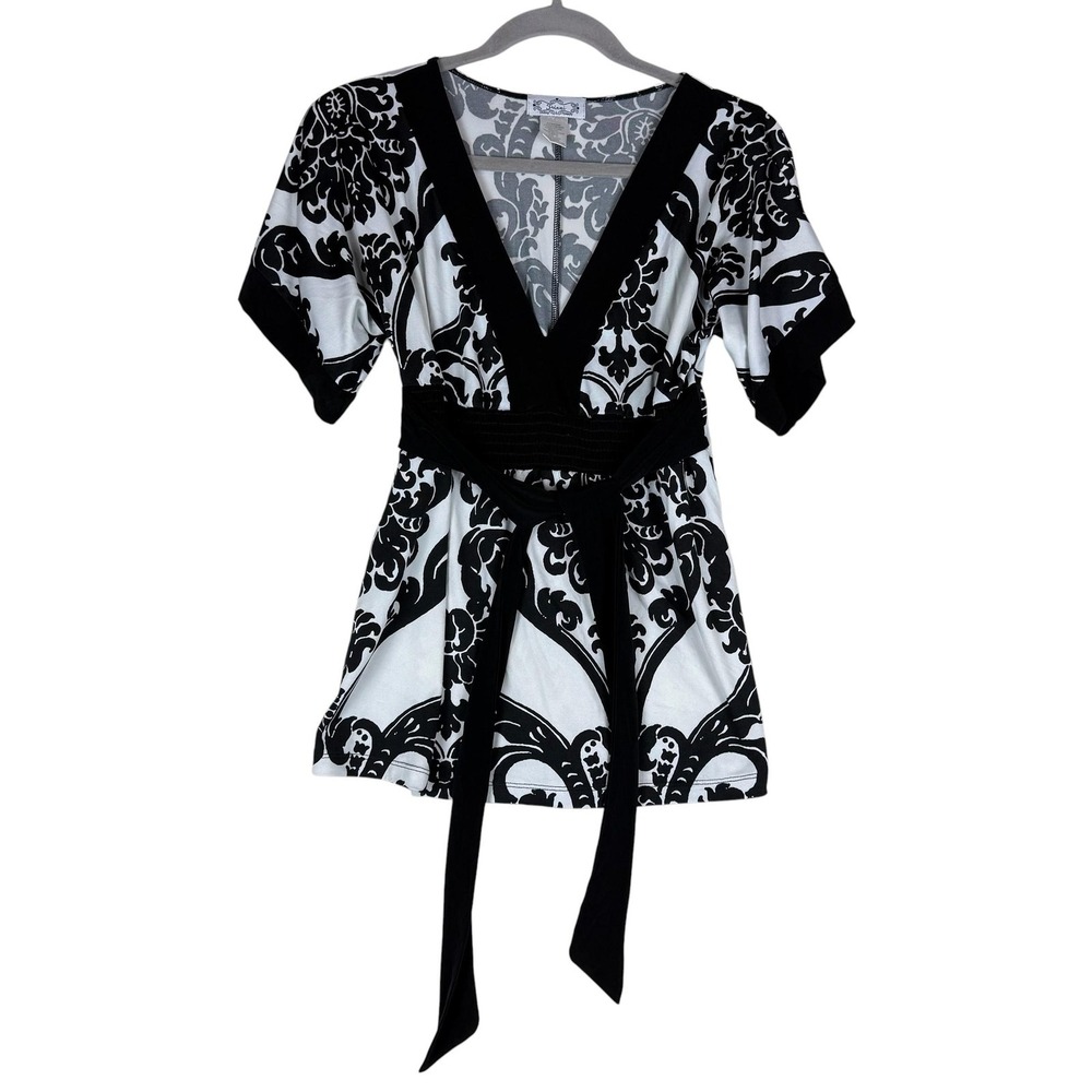 Trixxi Dress Juniors Medium Black White Floral V Neck Belted Kimono Sleeve Short